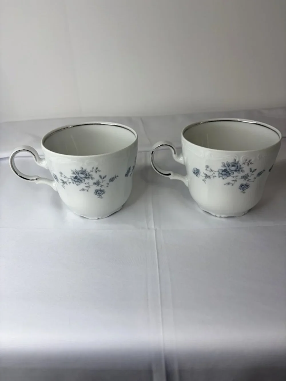 Vintage Johann Haviland‎ Blue Garland Cups Set of 4 Bavaria Germany Floral Tea